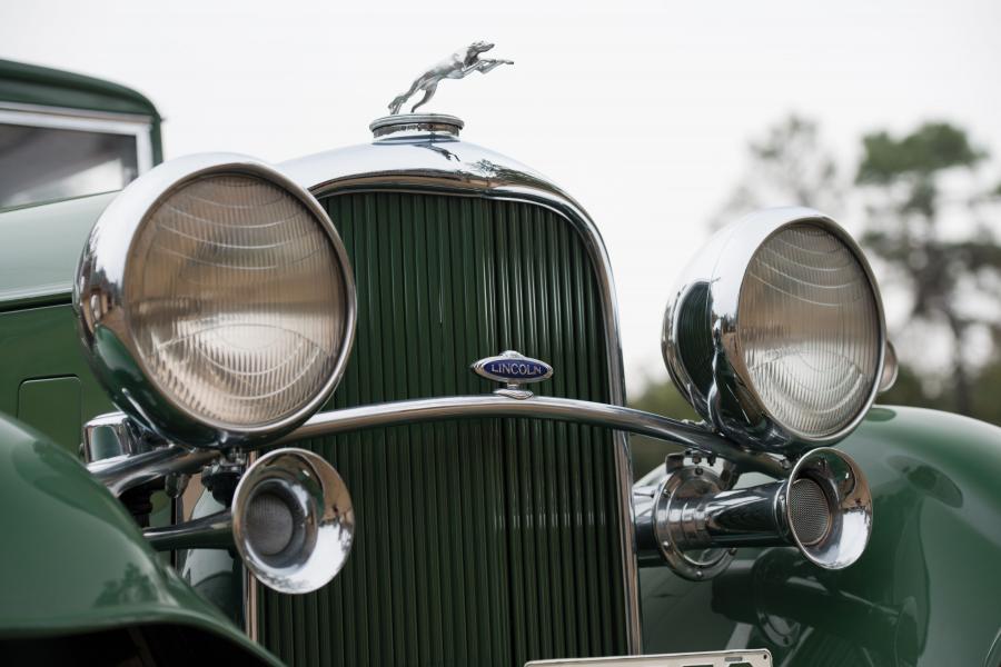 Детали экстерьера Lincoln Model KB Coupe by Judkins (244-B) 1932 года  (фото 18 из 52)